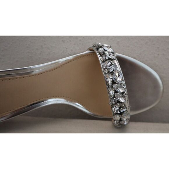 Jewel Badgley Mischka Women's Sz 8.5 Silver Dash Embellished Heel Sandals - Picture 10 of 16